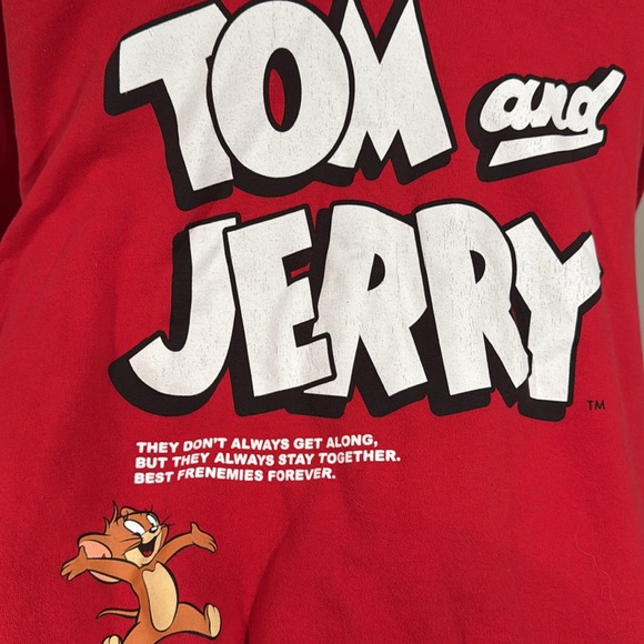 Women’s Tom and Jerry Red XL crewneck sweater relaxed fit - Picture 2 of 9